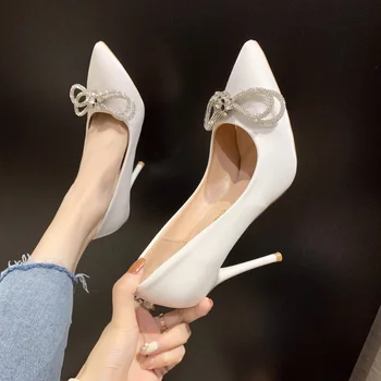 Женская обувь 2023 новое высокое мелкая рот женской каблуки мода бабочка-узел партии женщин насосы Сексуальная острым носом каблуки женщин